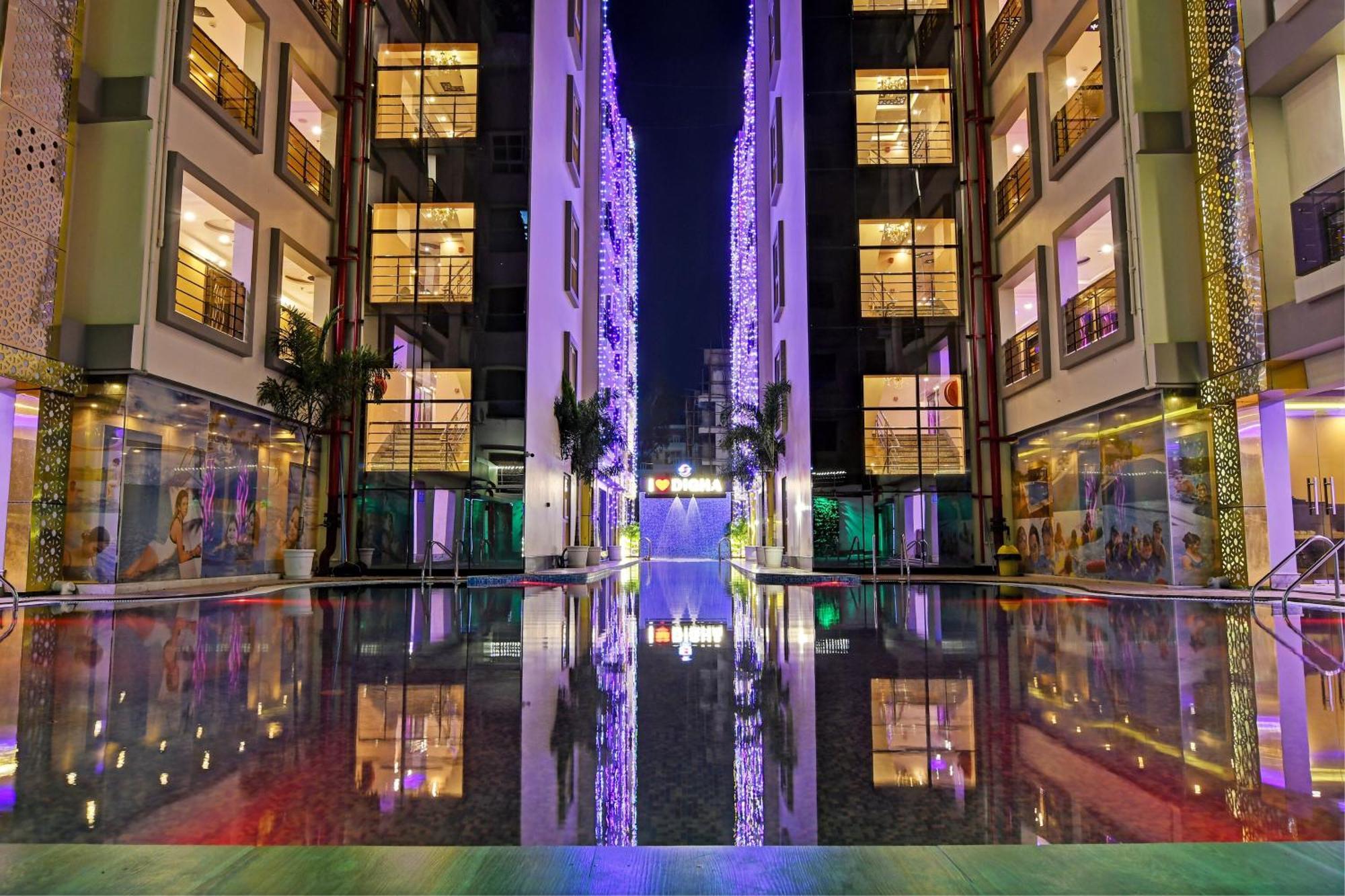 Townhouse The Grand Touch & The Royal Touch Hotel ดีกา ภายนอก รูปภาพ